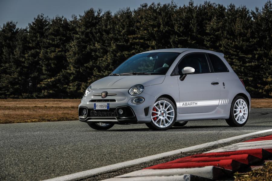  Abarth 595 esseesse (312) 2019 года  (WW) (фото 3 из 44)